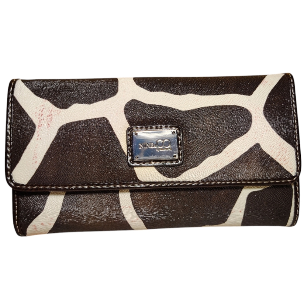 Nine & CO. By Nine West Giraffe Print Trifold Wallet